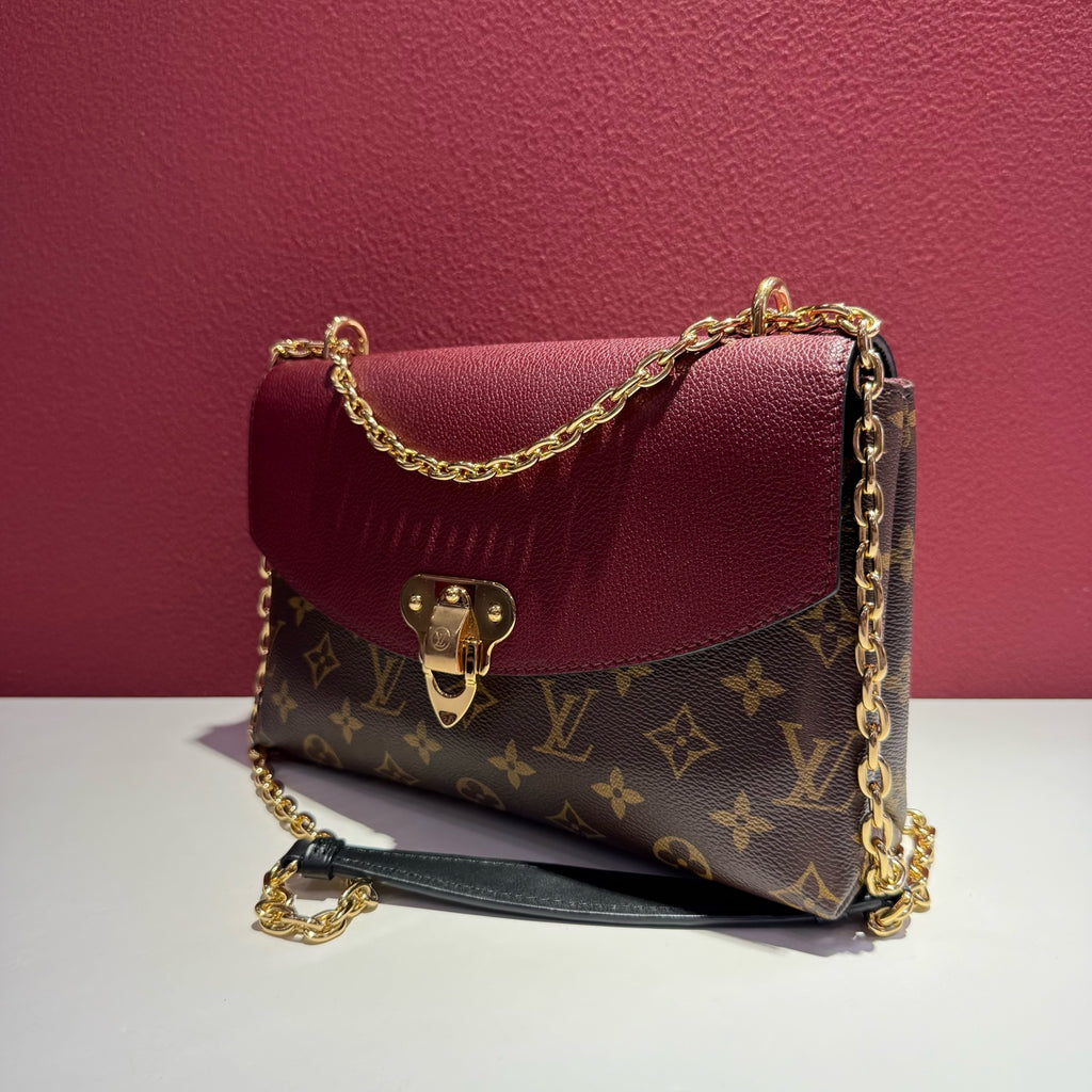 Louis Vuitton Red Crossbody M43715