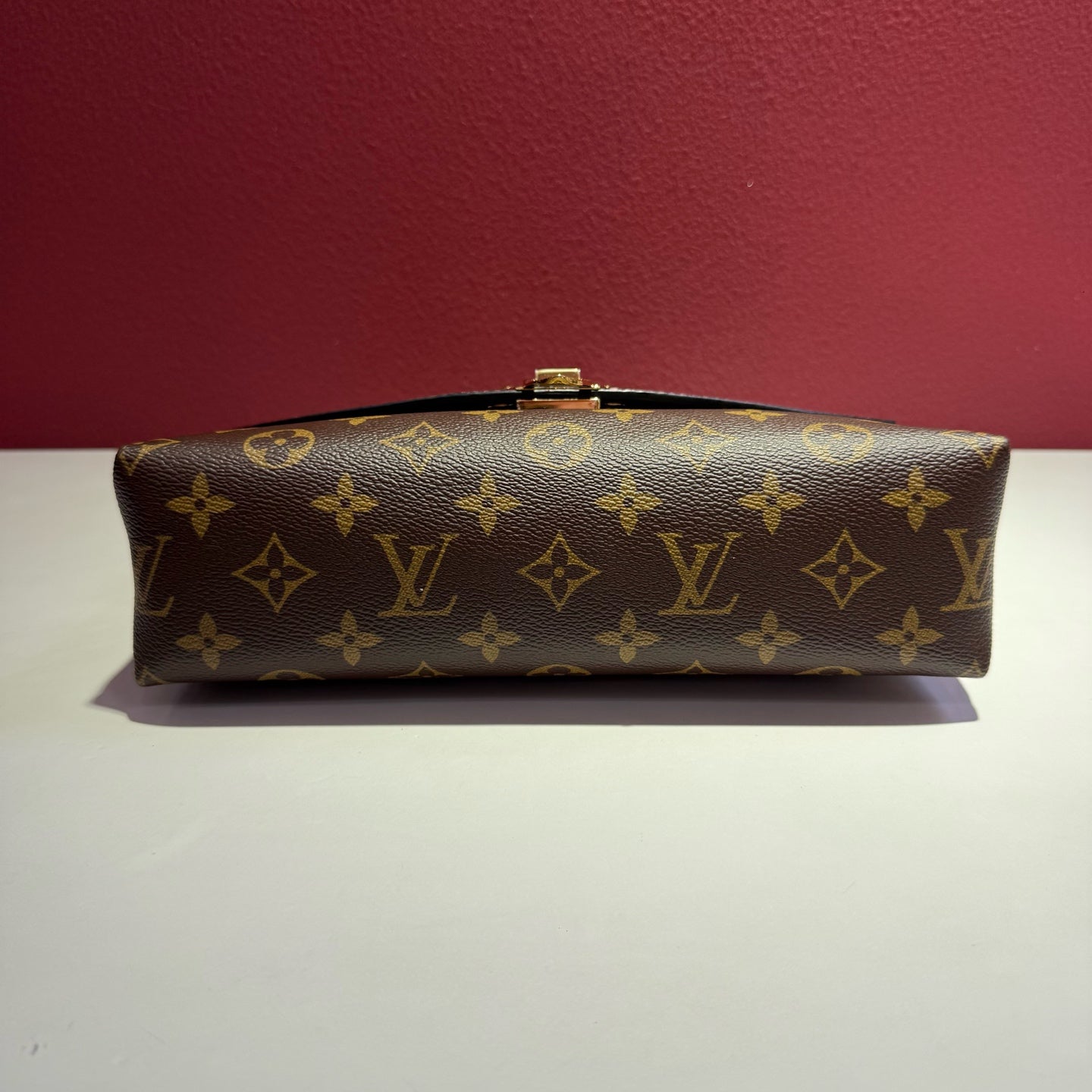 Louis Vuitton Red Crossbody M43715