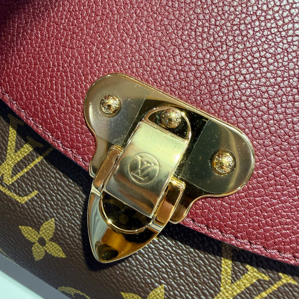Louis Vuitton Red Crossbody M43715