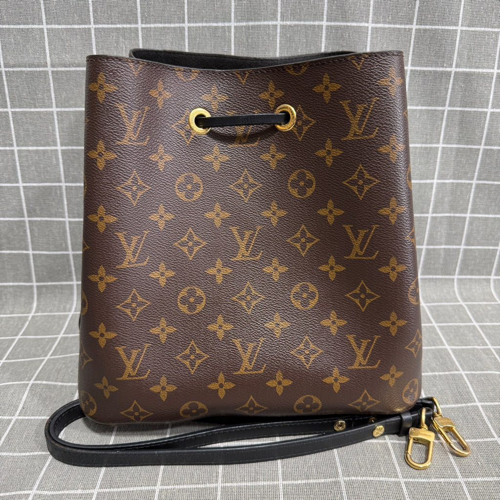 Louis Vuitton Néonoé Canvas Bucket & Drawstring Bag M44020