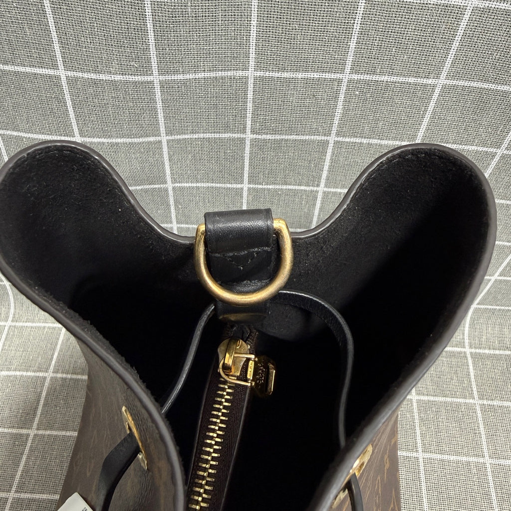 Louis Vuitton Néonoé Canvas Bucket & Drawstring Bag M44020