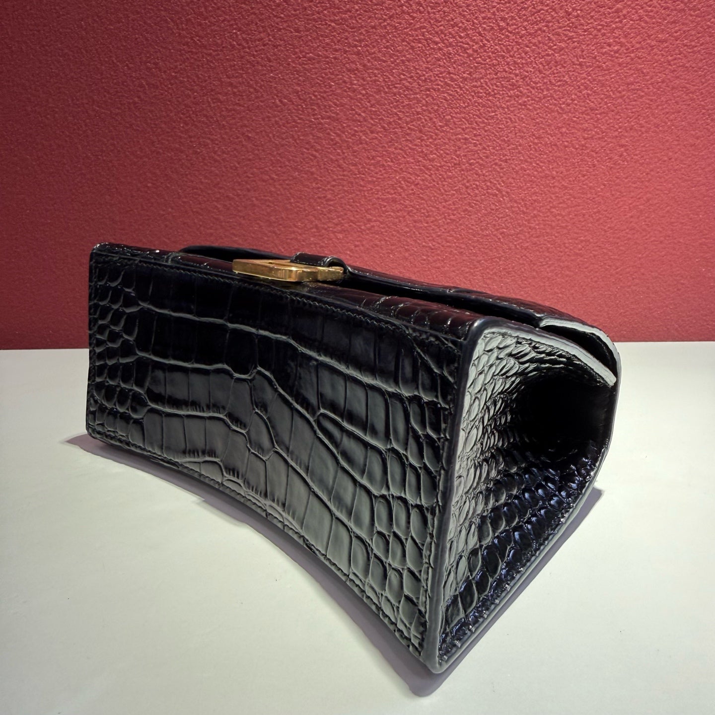 Balenciaga HOURGLASS Black Crossbody 22.8 cm long x 14.9 cm high x 9.9 cm wide 5935461LRGM1000