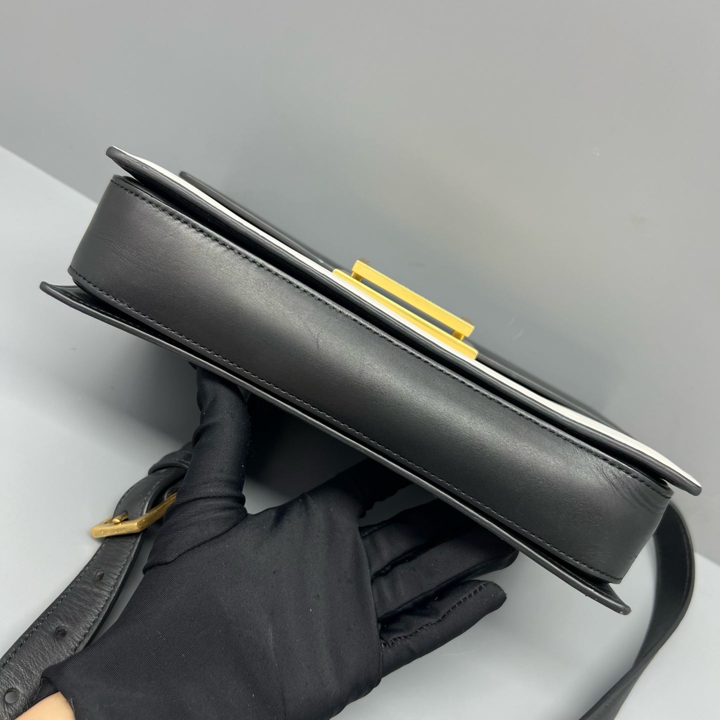 Saint laurent Shoulder Bag
