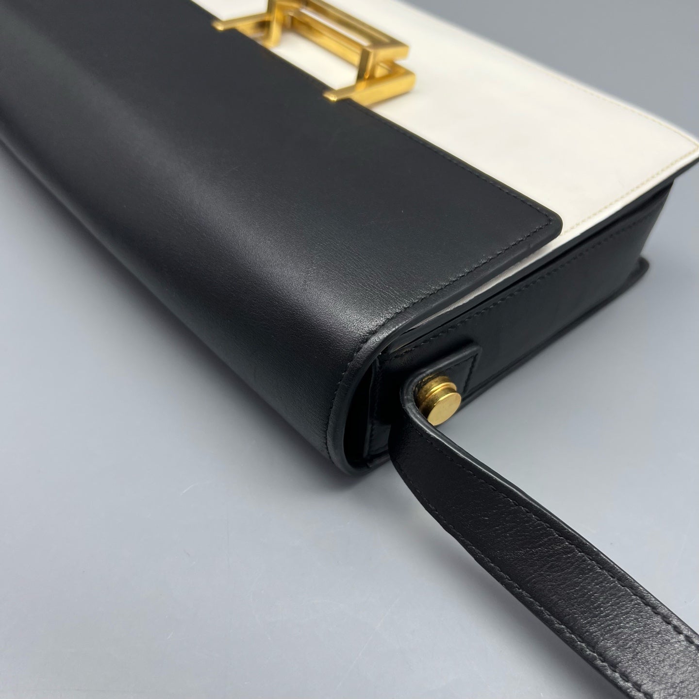 Saint laurent Shoulder Bag