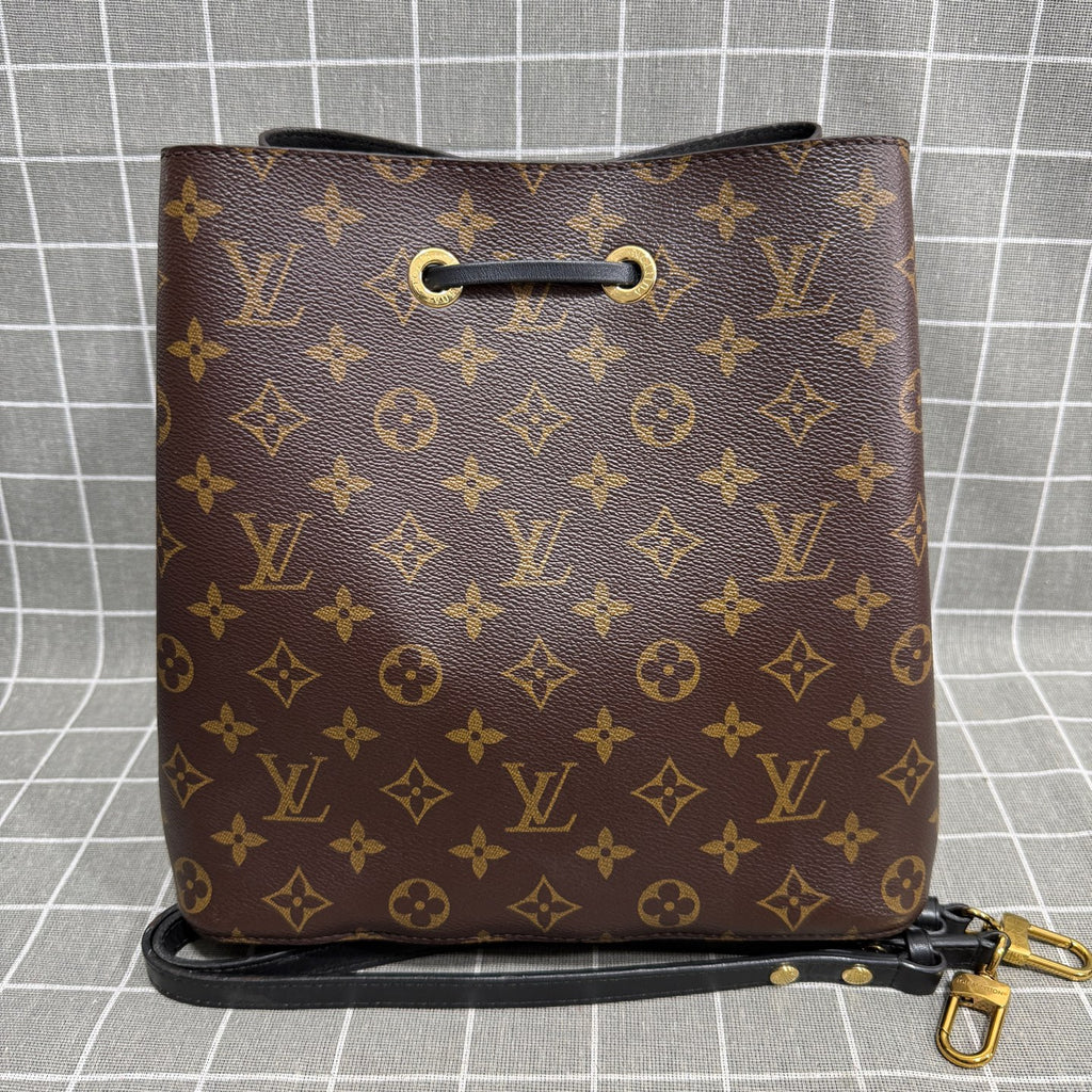 Louis Vuitton Néonoé Canvas Bucket & Drawstring Bag M44020