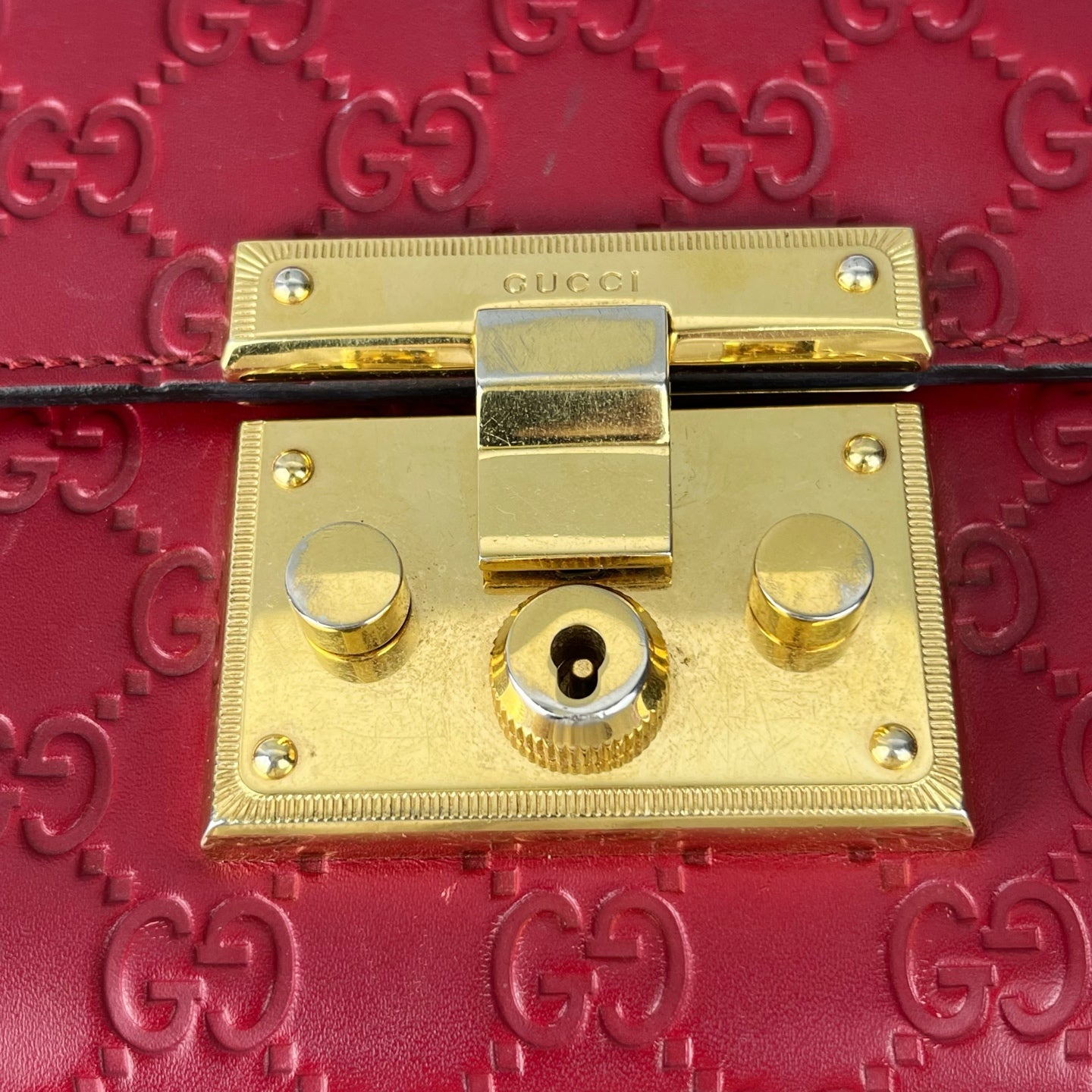 Gucci Red 409487CWC1G6433