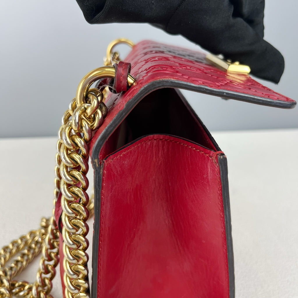Gucci Red 409487CWC1G6433