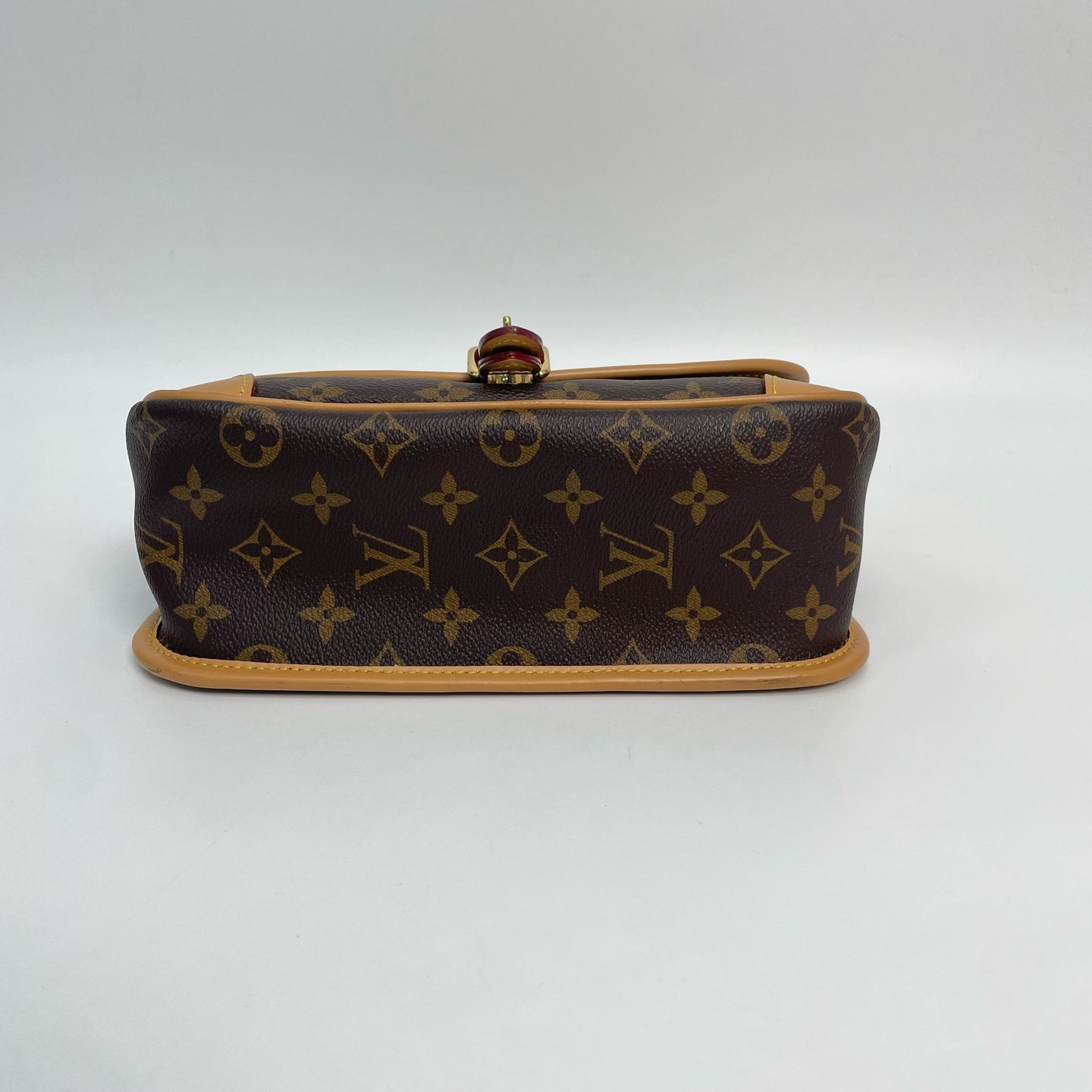 Louis Vuitton Crossbody