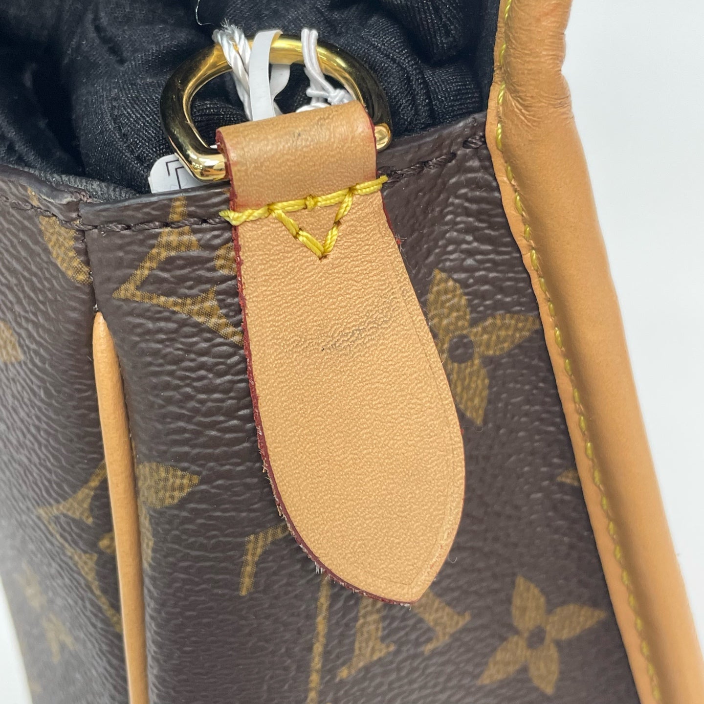 Louis Vuitton Crossbody