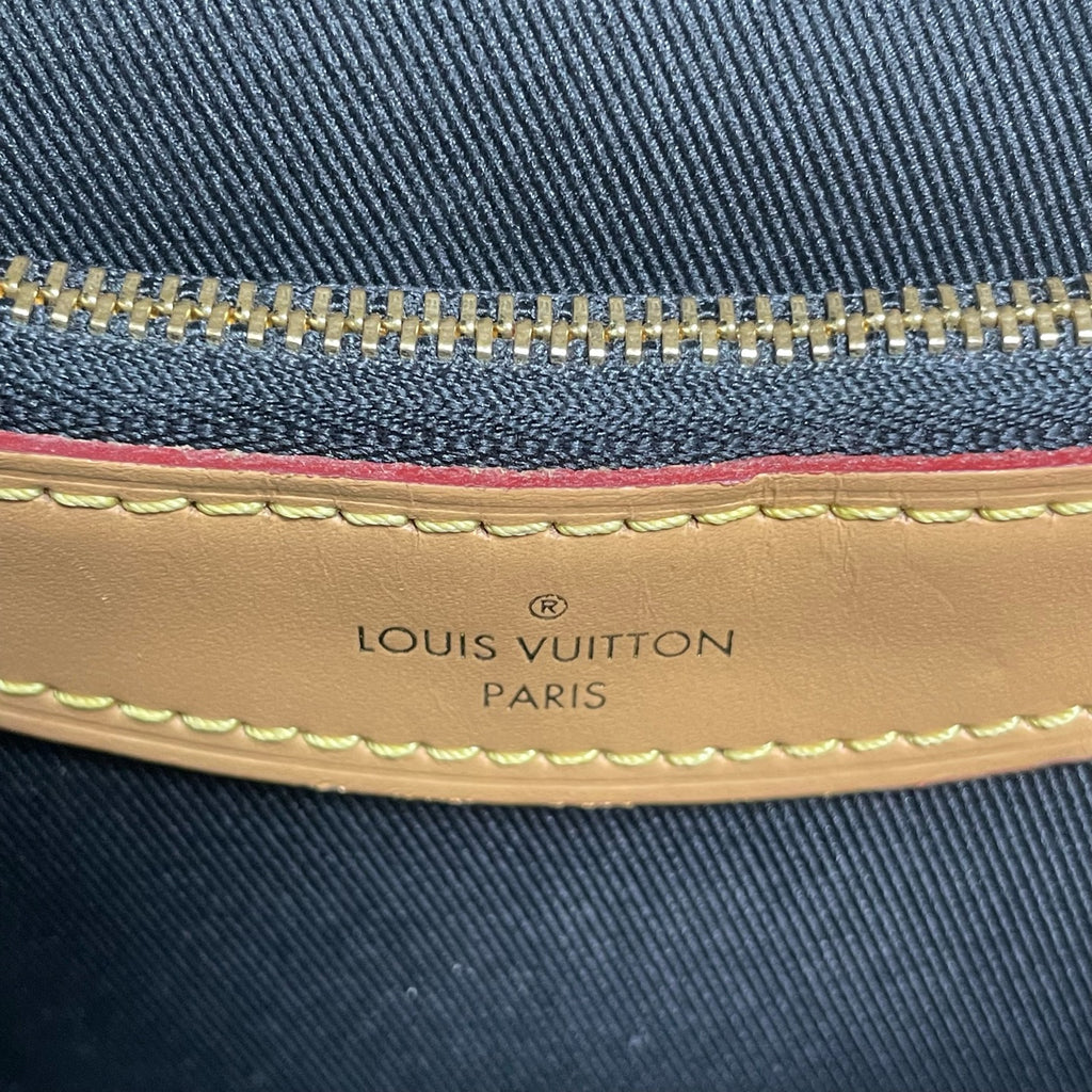 Louis Vuitton Crossbody