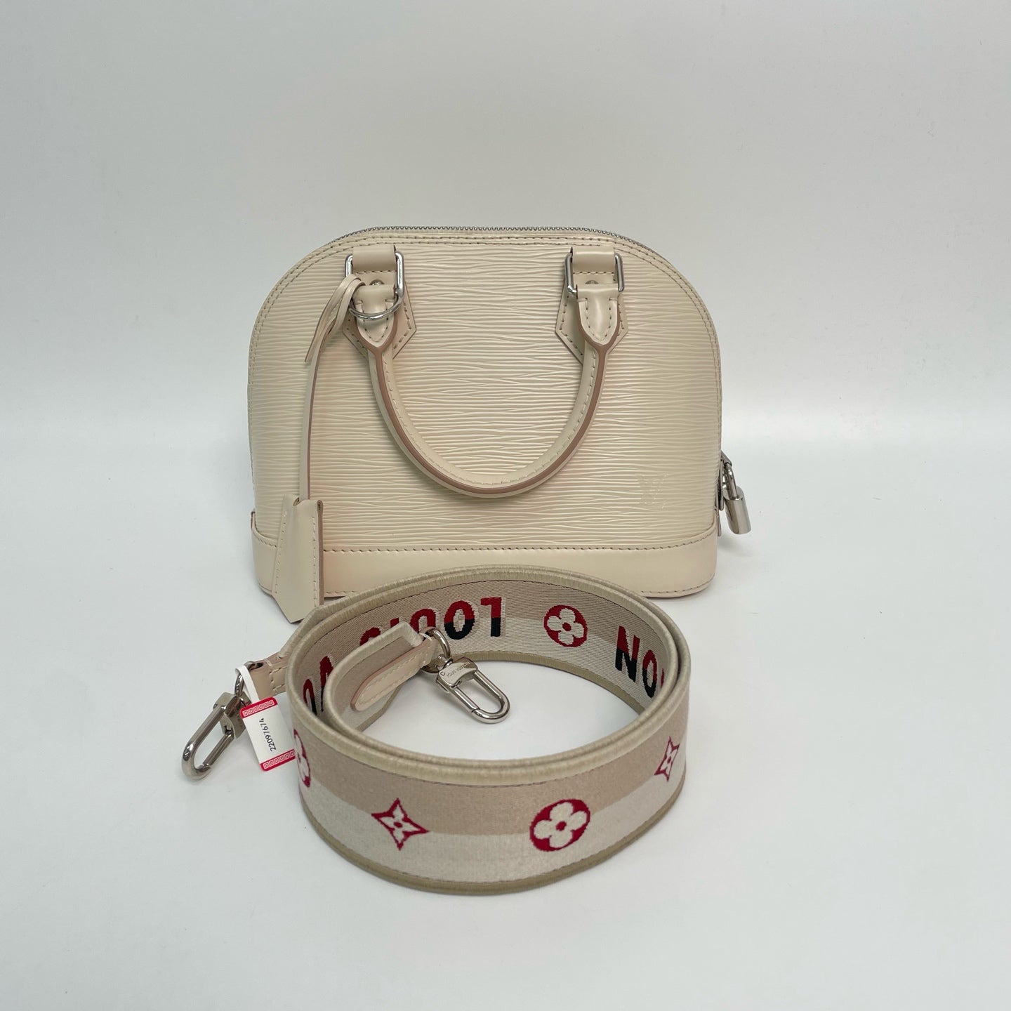 Louis Vuitton M58706