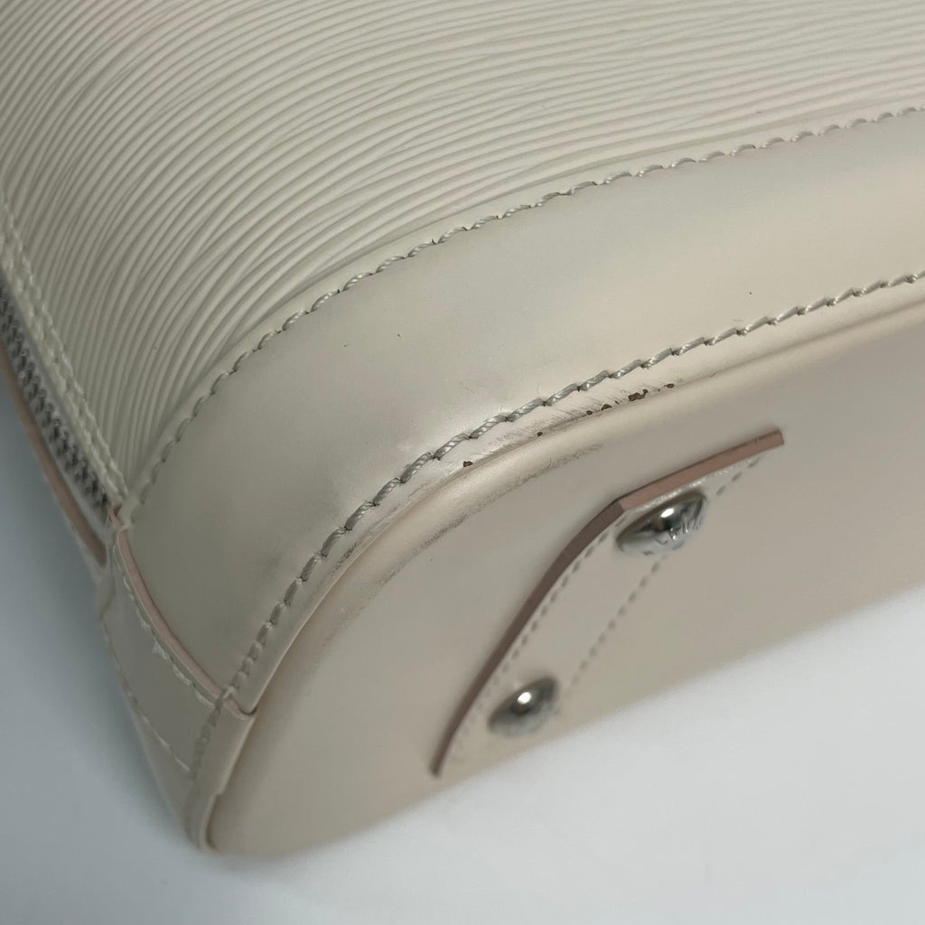 Louis Vuitton M58706