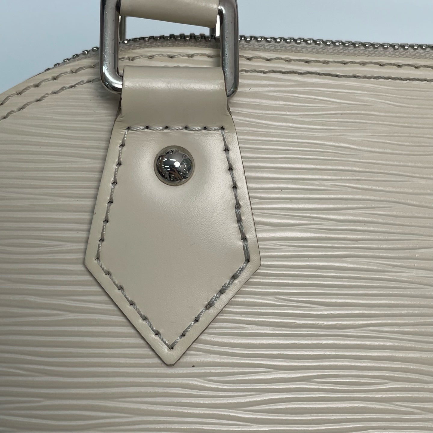 Louis Vuitton M58706