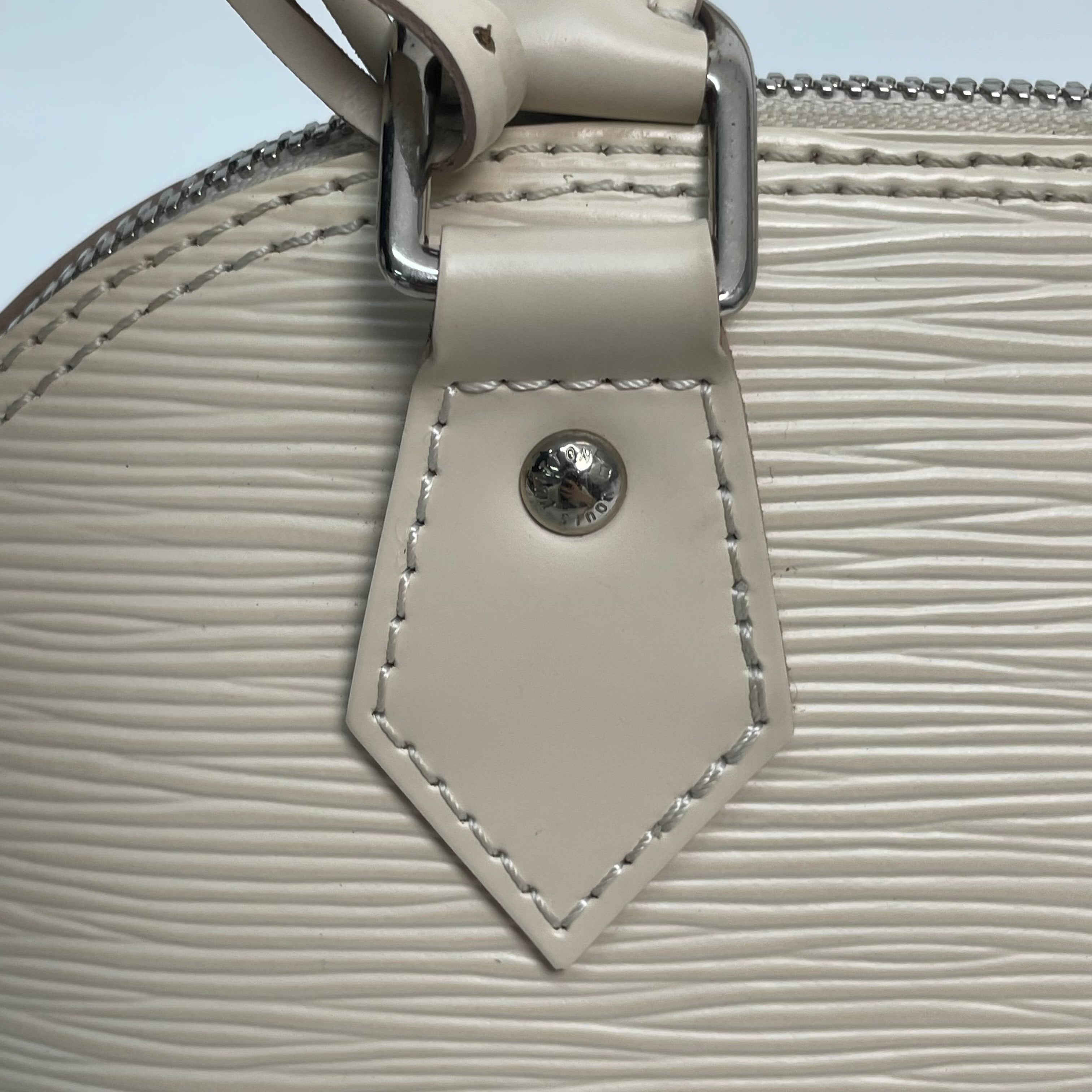 Louis Vuitton M58706