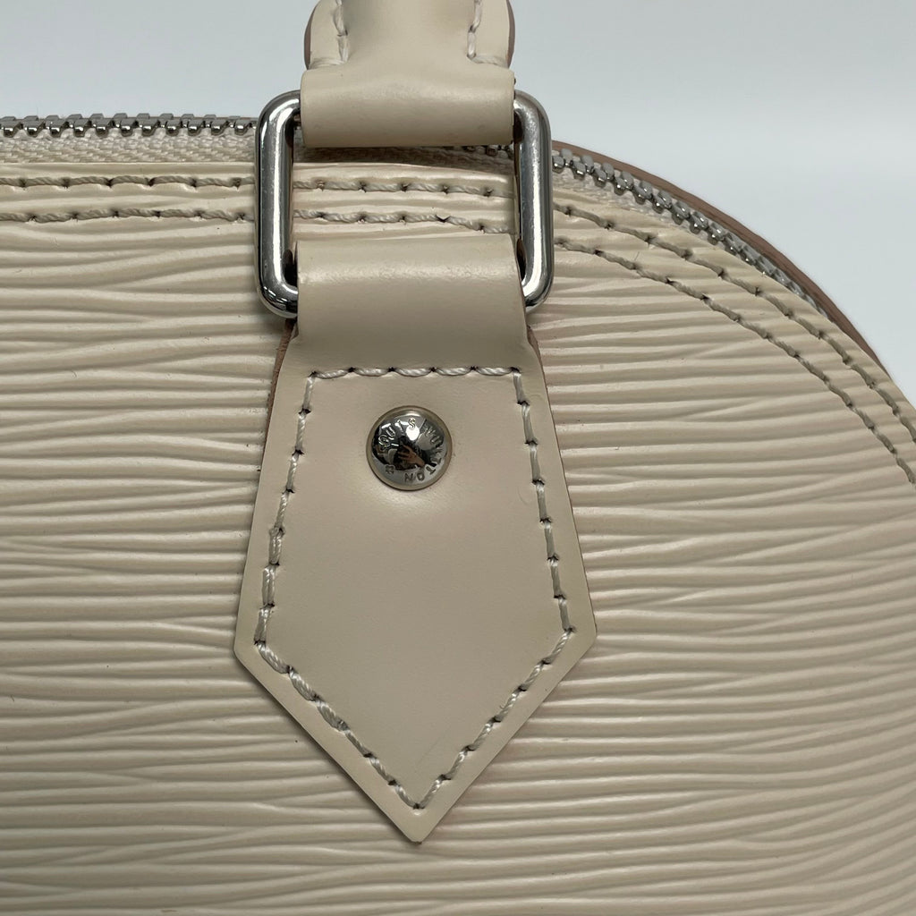 Louis Vuitton M58706