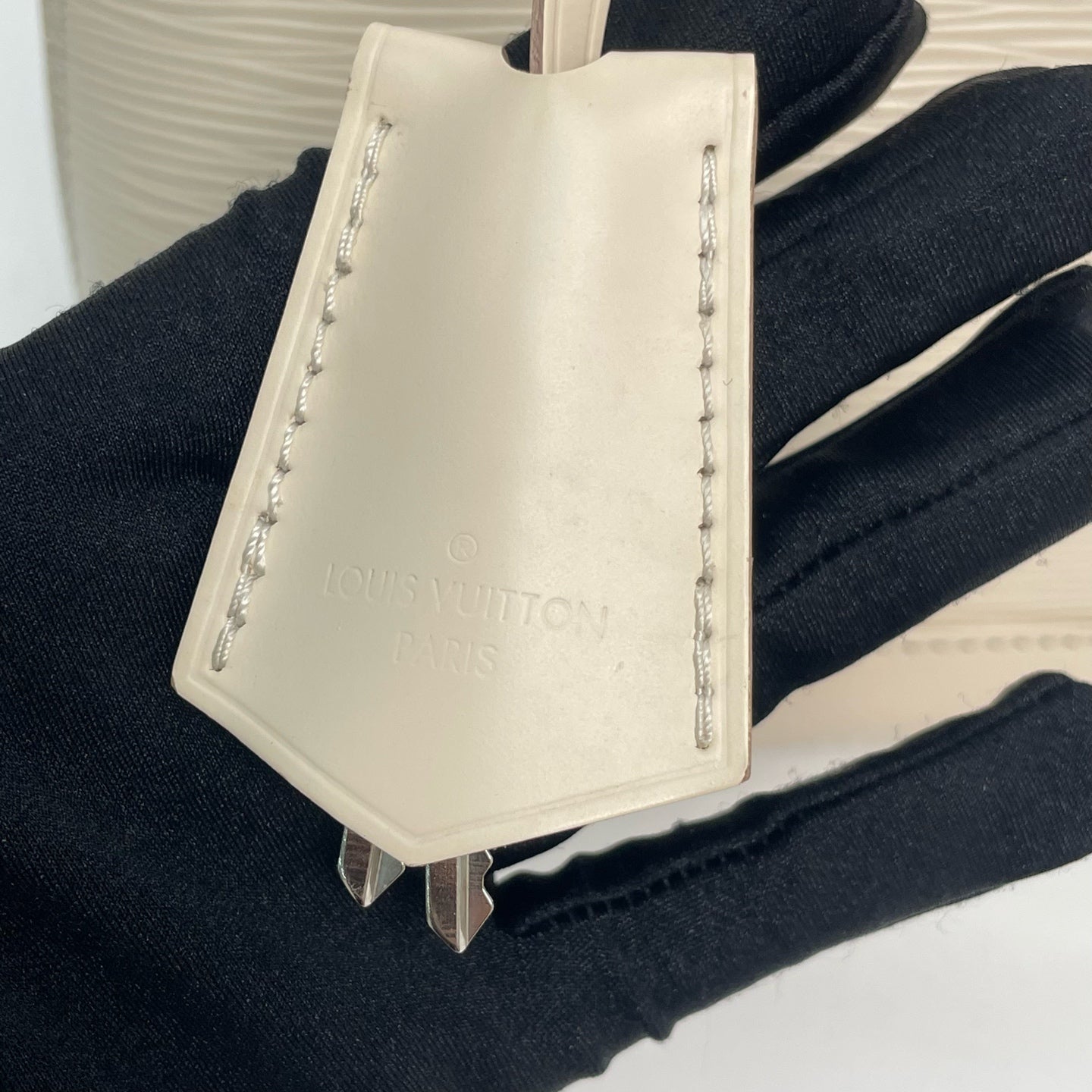 Louis Vuitton M58706