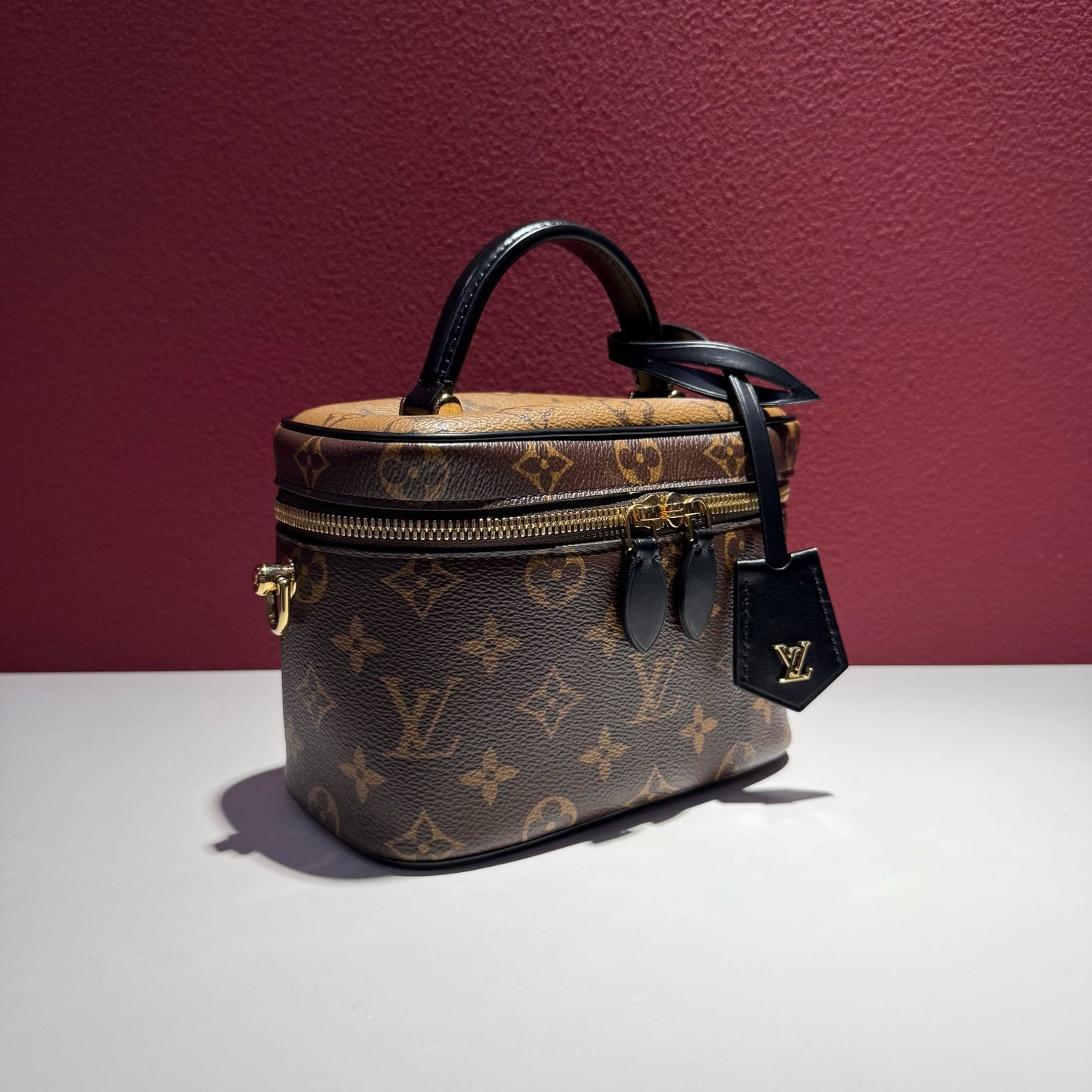 Louis Vuitton Vanity 19 x 13 x 11 M45165