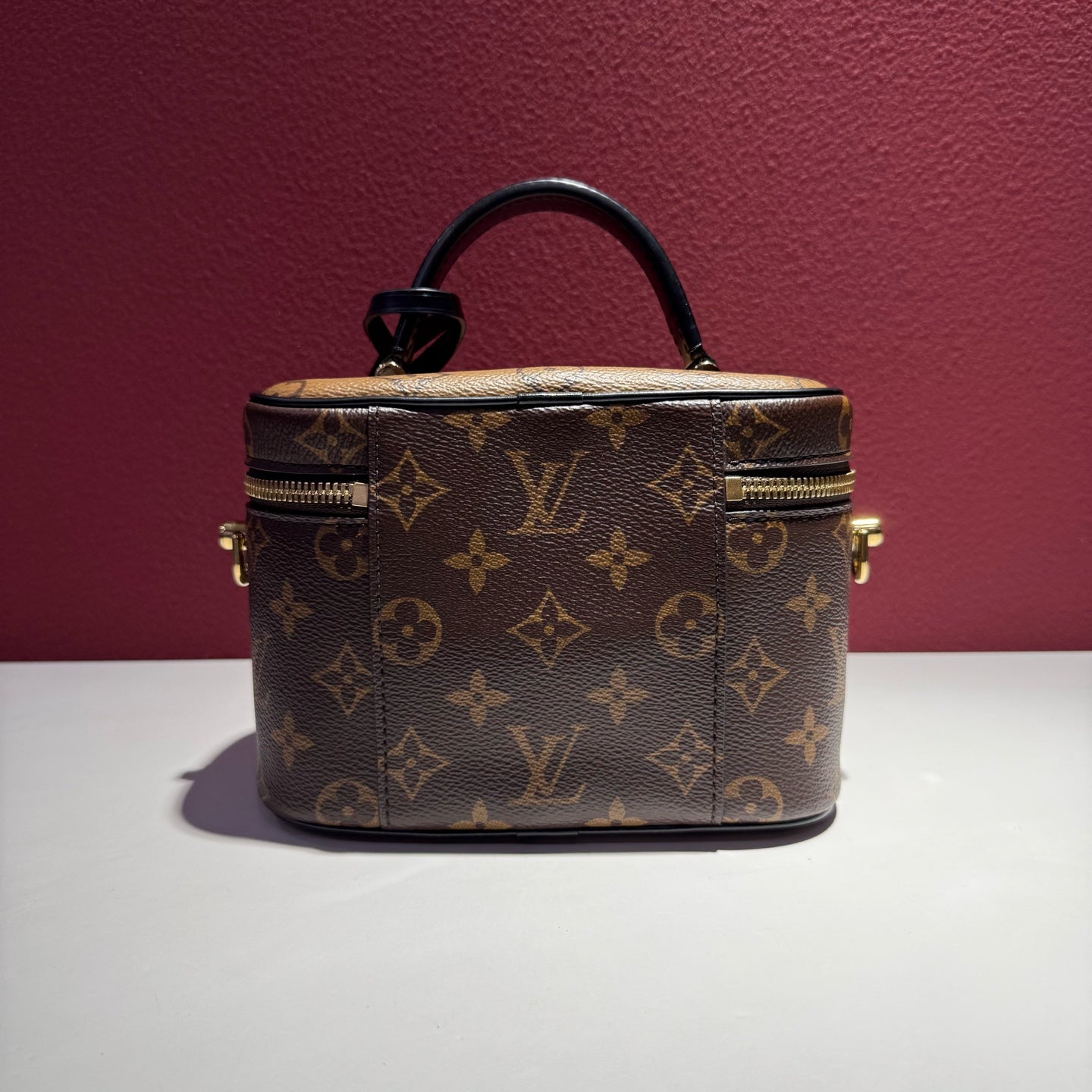 Louis Vuitton Vanity 19 x 13 x 11 M45165