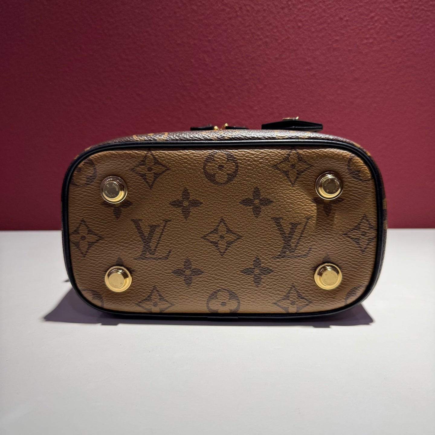 Louis Vuitton Vanity 19 x 13 x 11 M45165