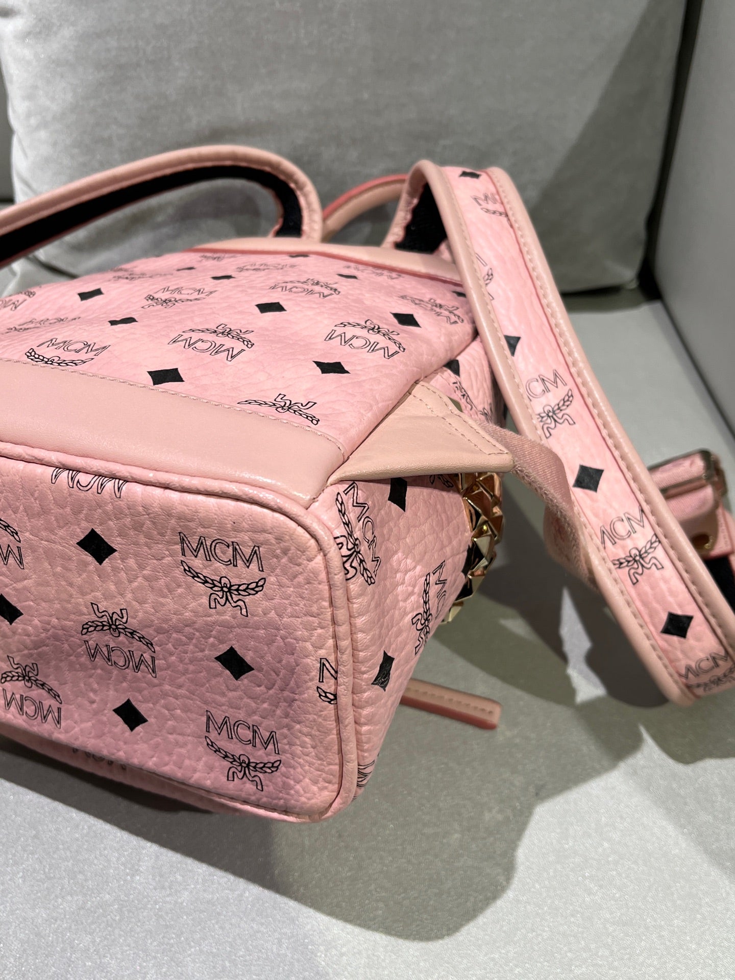 MCM Pink Backpack MMK7AVE41PZ001