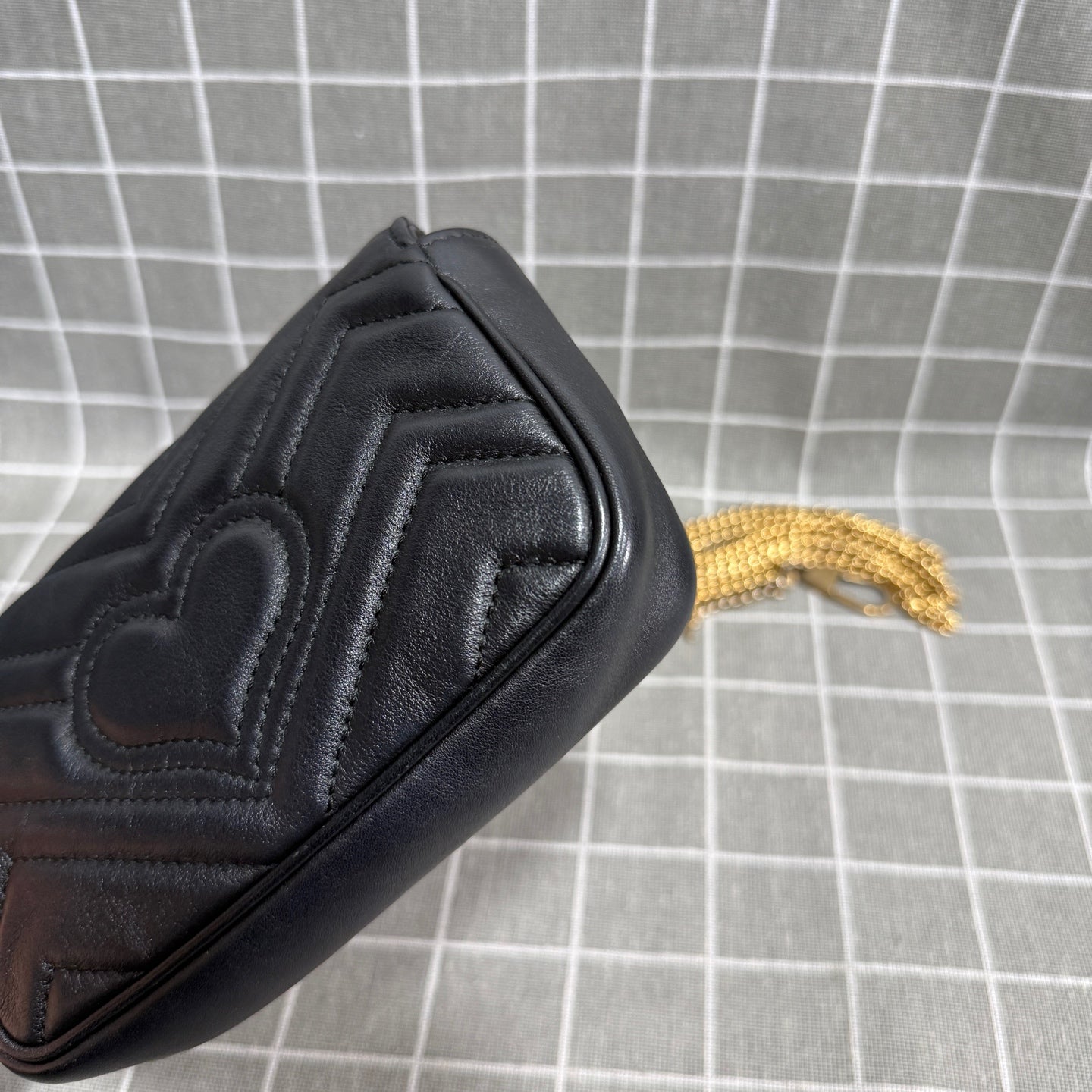 Gucci GG Marmont Collection Leather Black 476433 DTDCT 1000