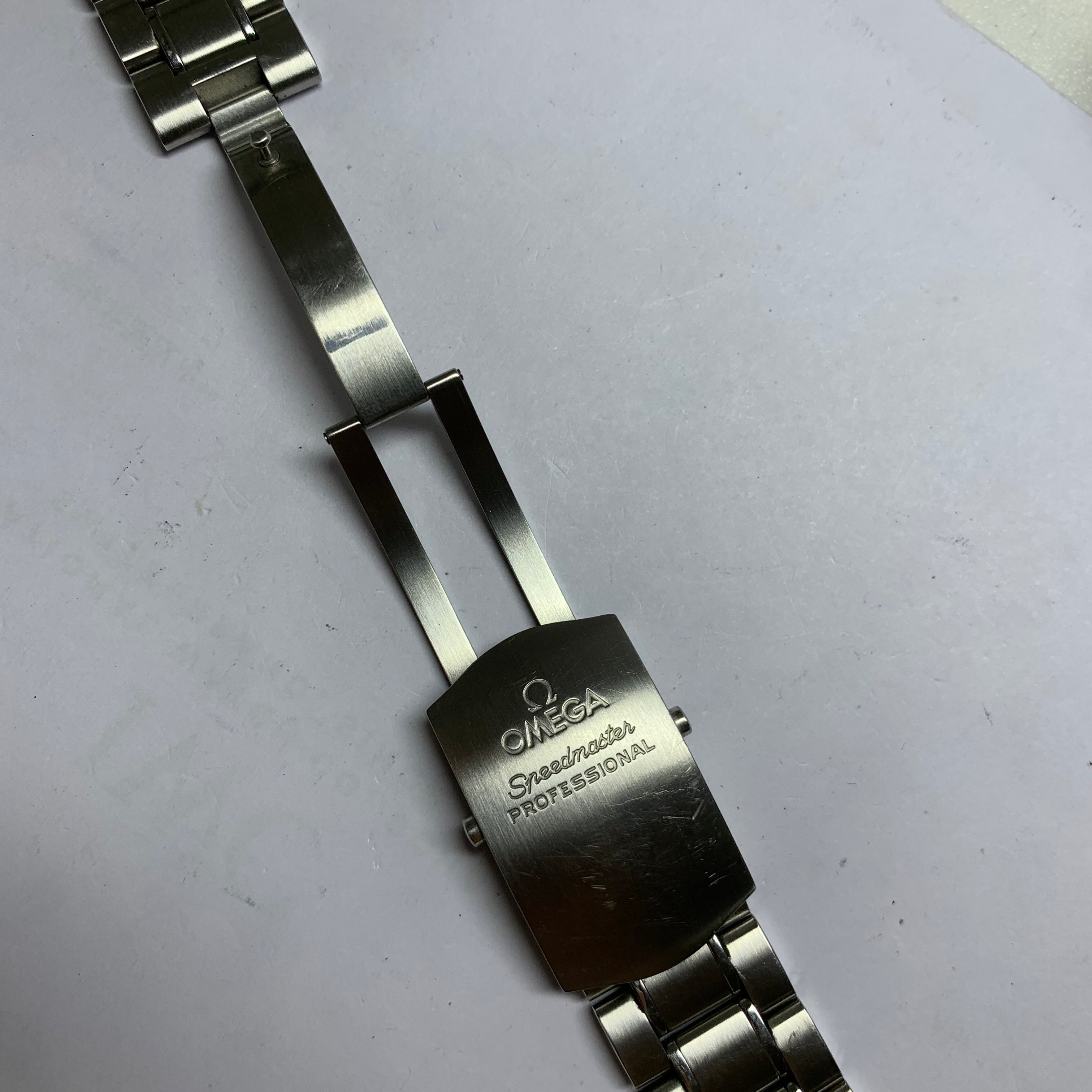 Omega Professional Series 42 311.30.42.30.01.005