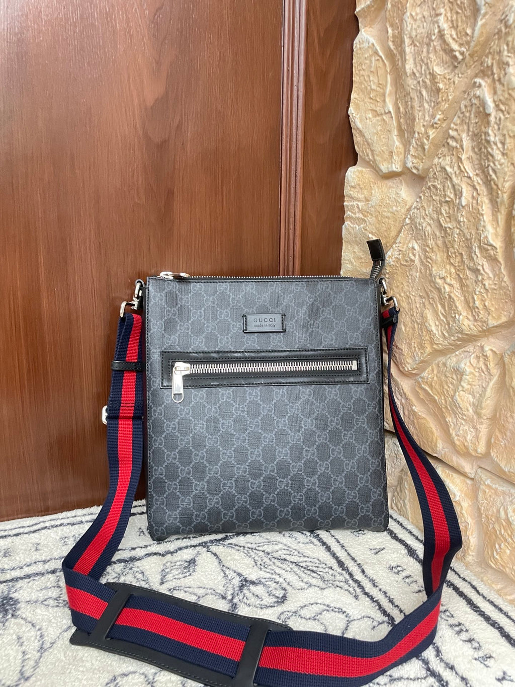 Gucci Messenger Bag