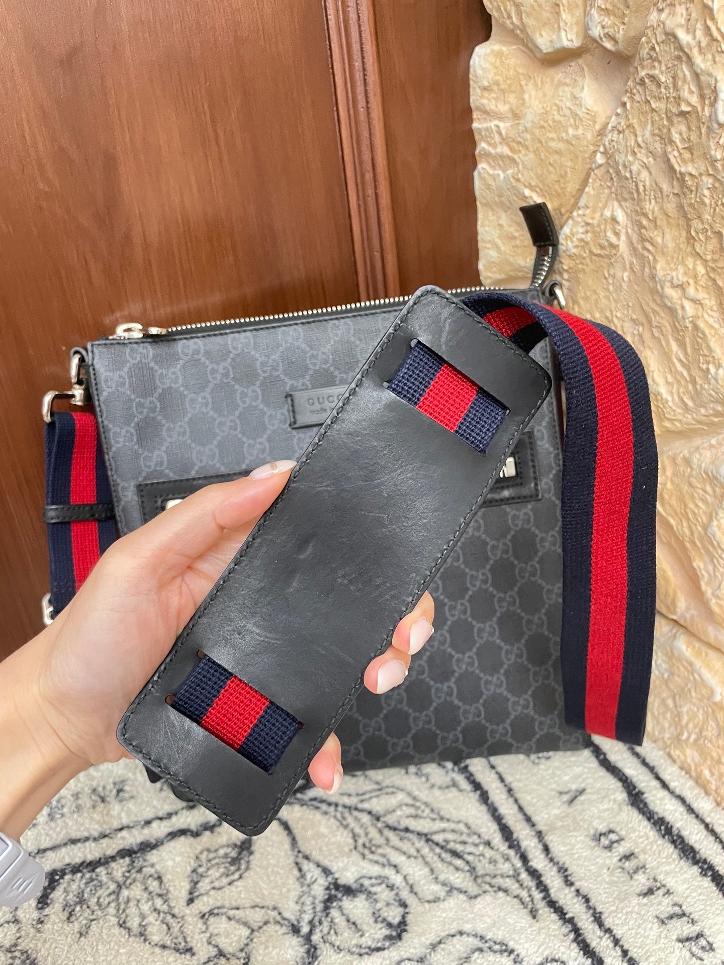 Gucci Messenger Bag
