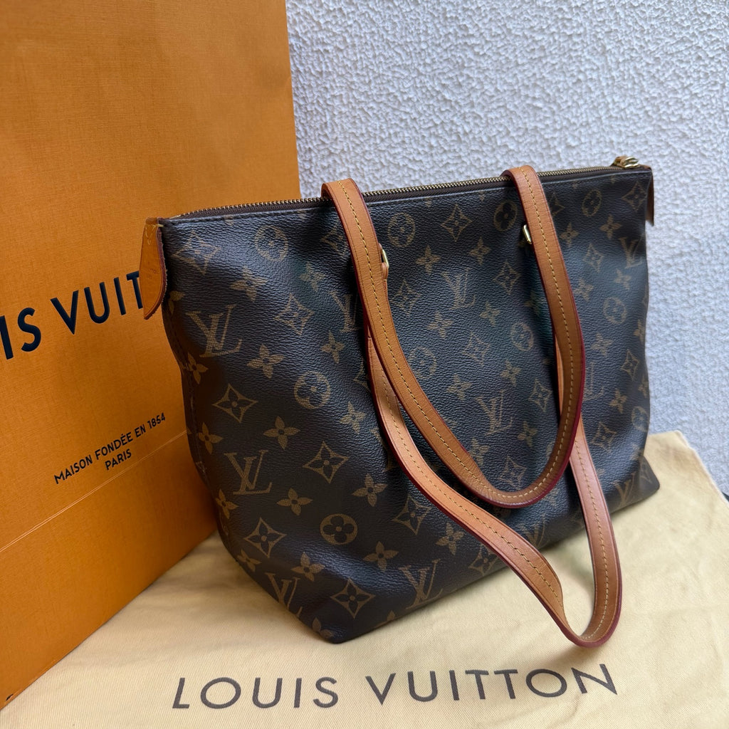 Louis Vuitton Shoulder Bag N44040
