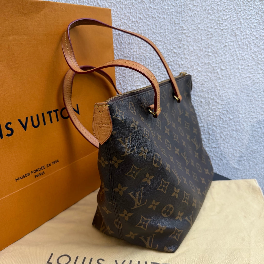 Louis Vuitton Shoulder Bag N44040