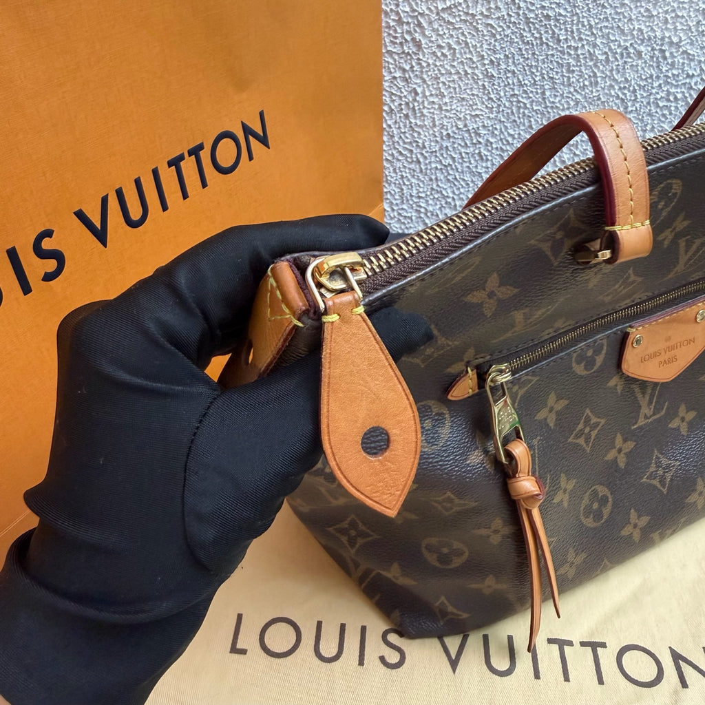 Louis Vuitton Shoulder Bag N44040