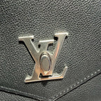 Louis Vuitton Messenger Bag 22.5x17.0x5.5cm M51418