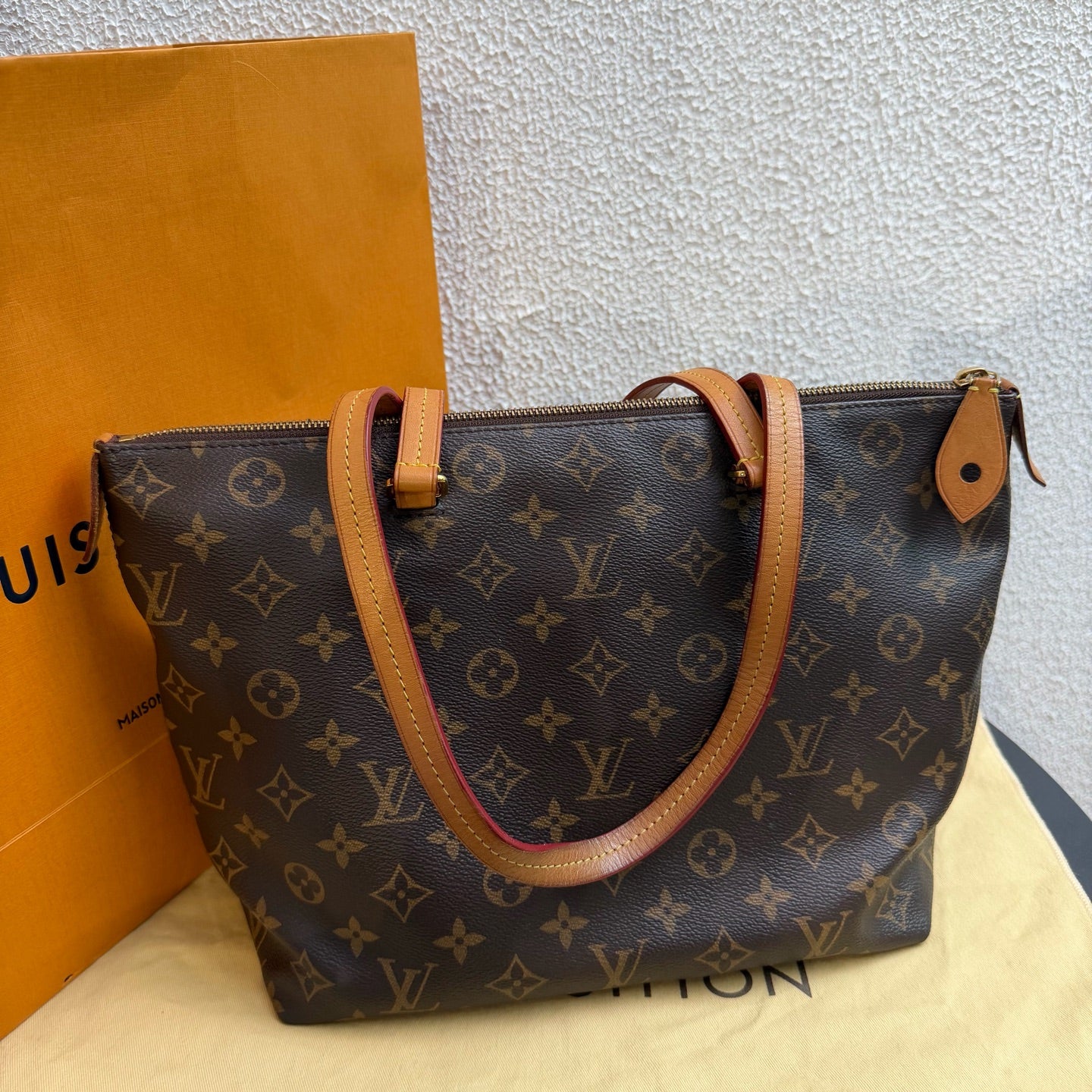 Louis Vuitton Shoulder Bag N44040