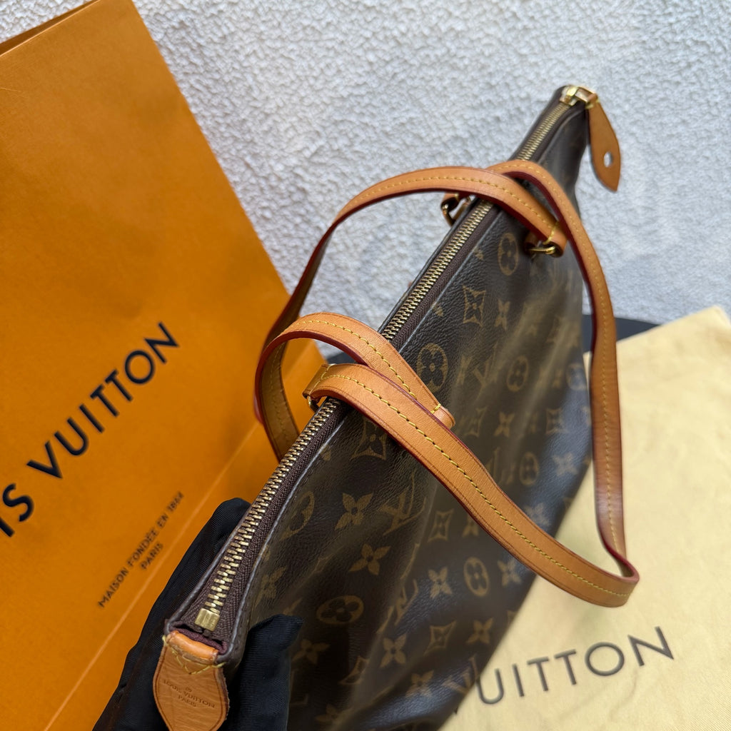 Louis Vuitton Shoulder Bag N44040