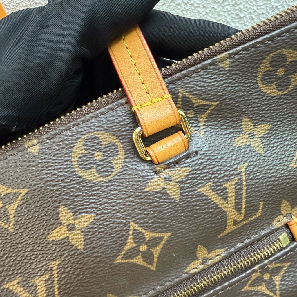 Louis Vuitton Shoulder Bag N44040