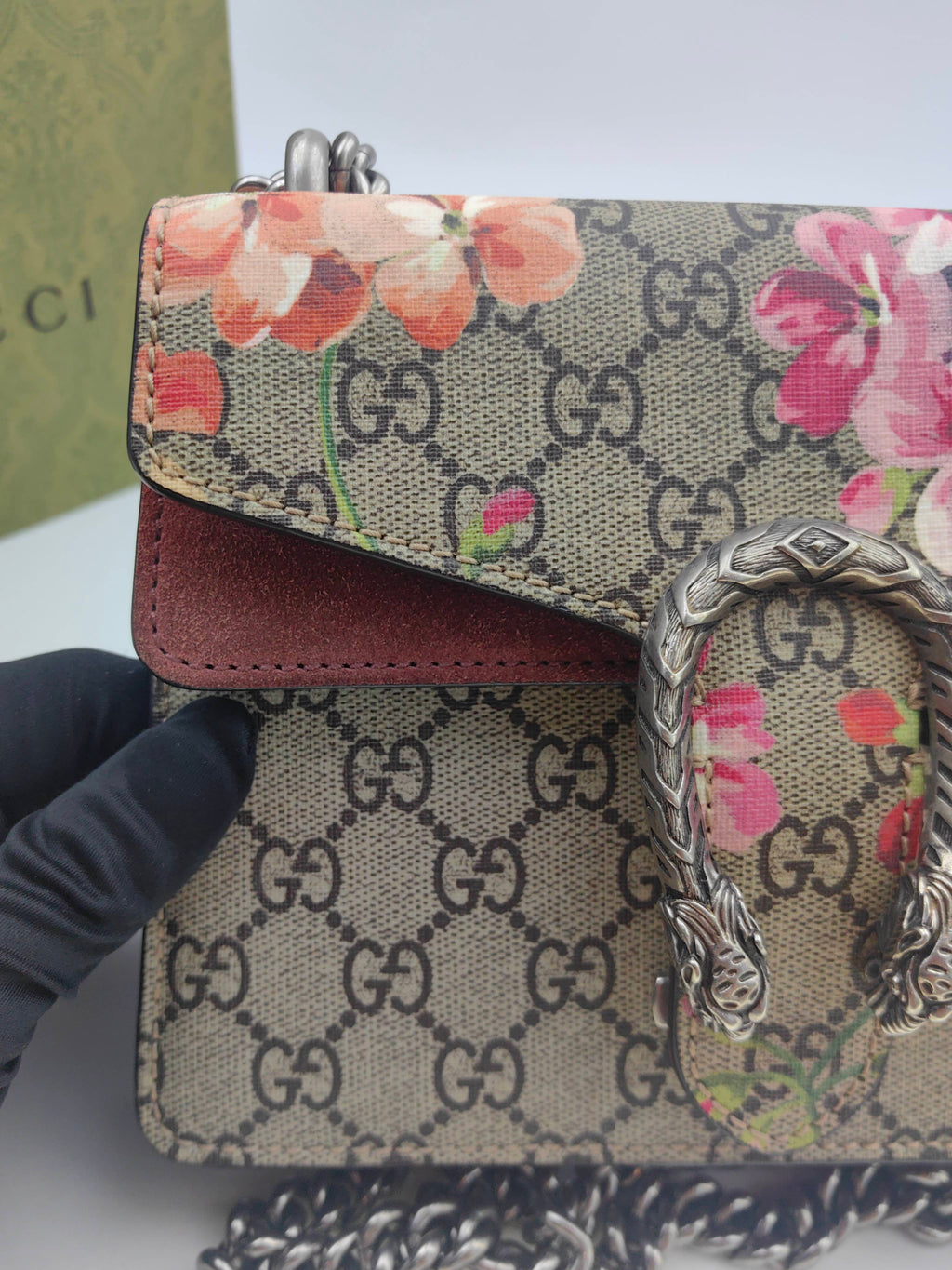 Gucci Red