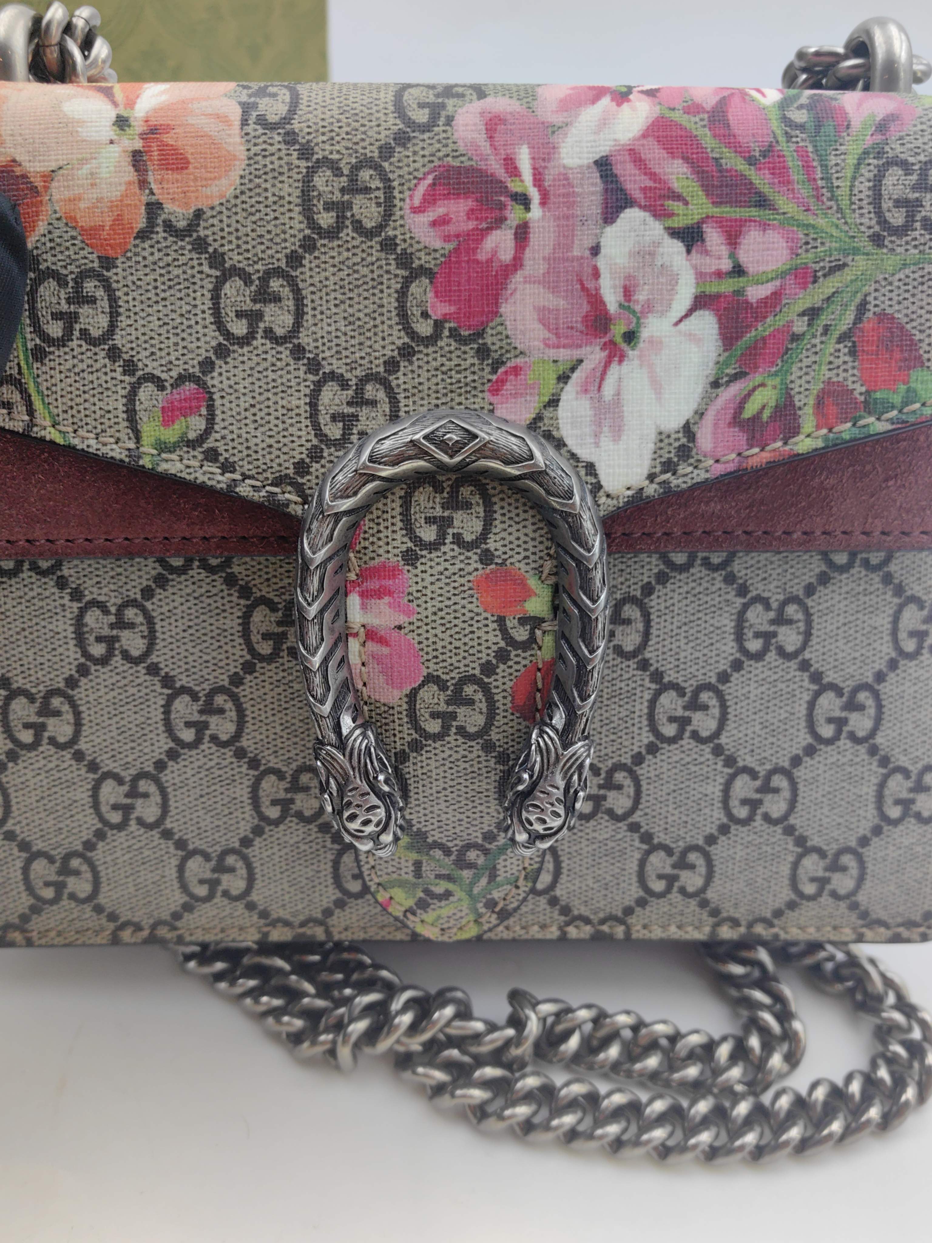 Gucci Red