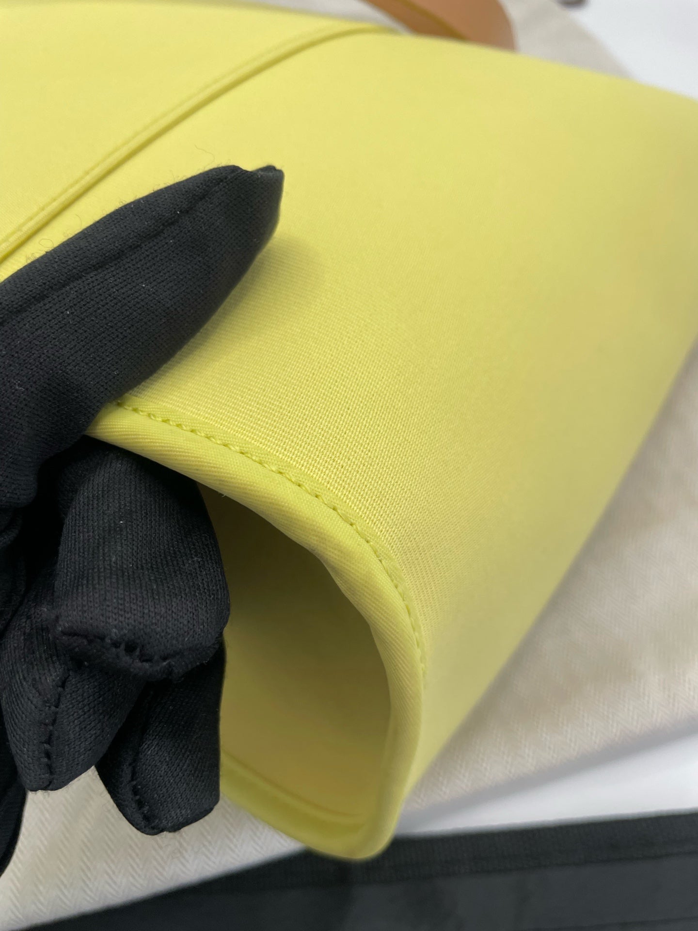 Hermes Canvas