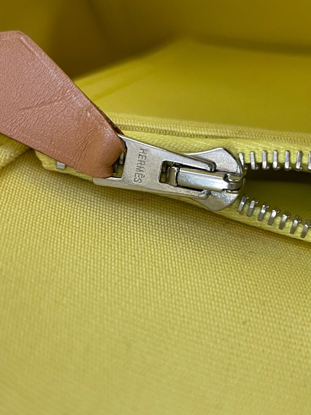 Hermes Canvas