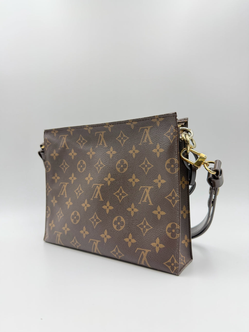 Louis Vuitton Canvas