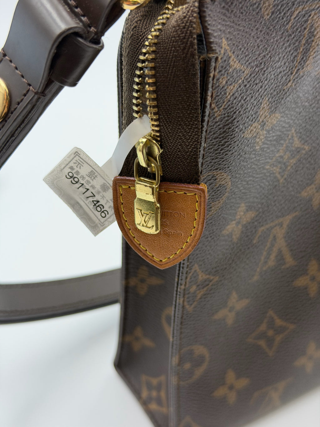 Louis Vuitton Canvas