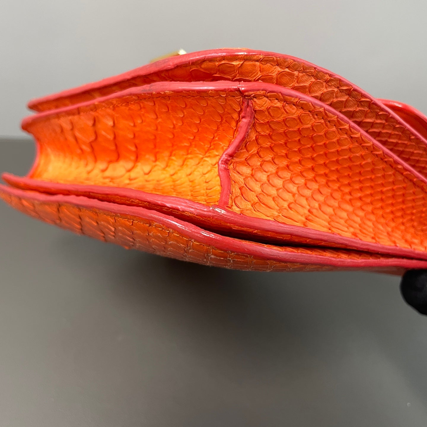 Saint laurent Orange