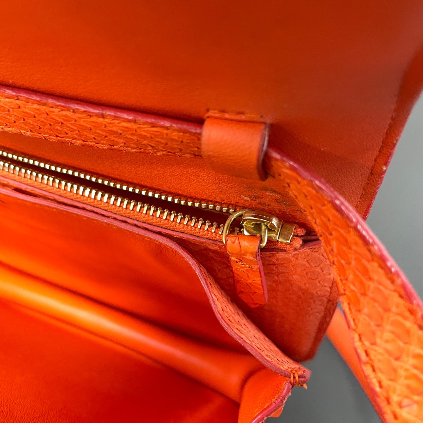 Saint laurent Orange