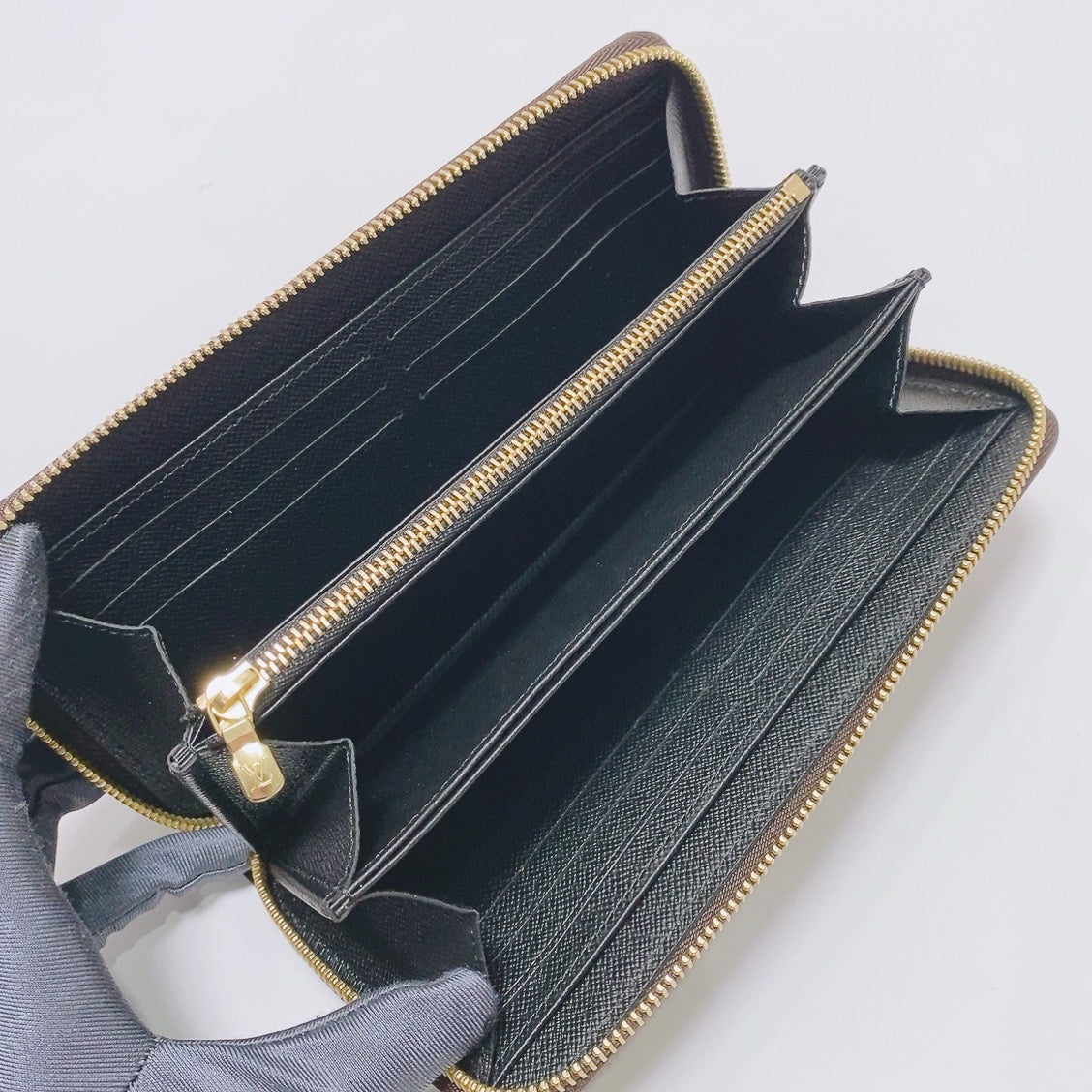 Louis Vuitton Clutch