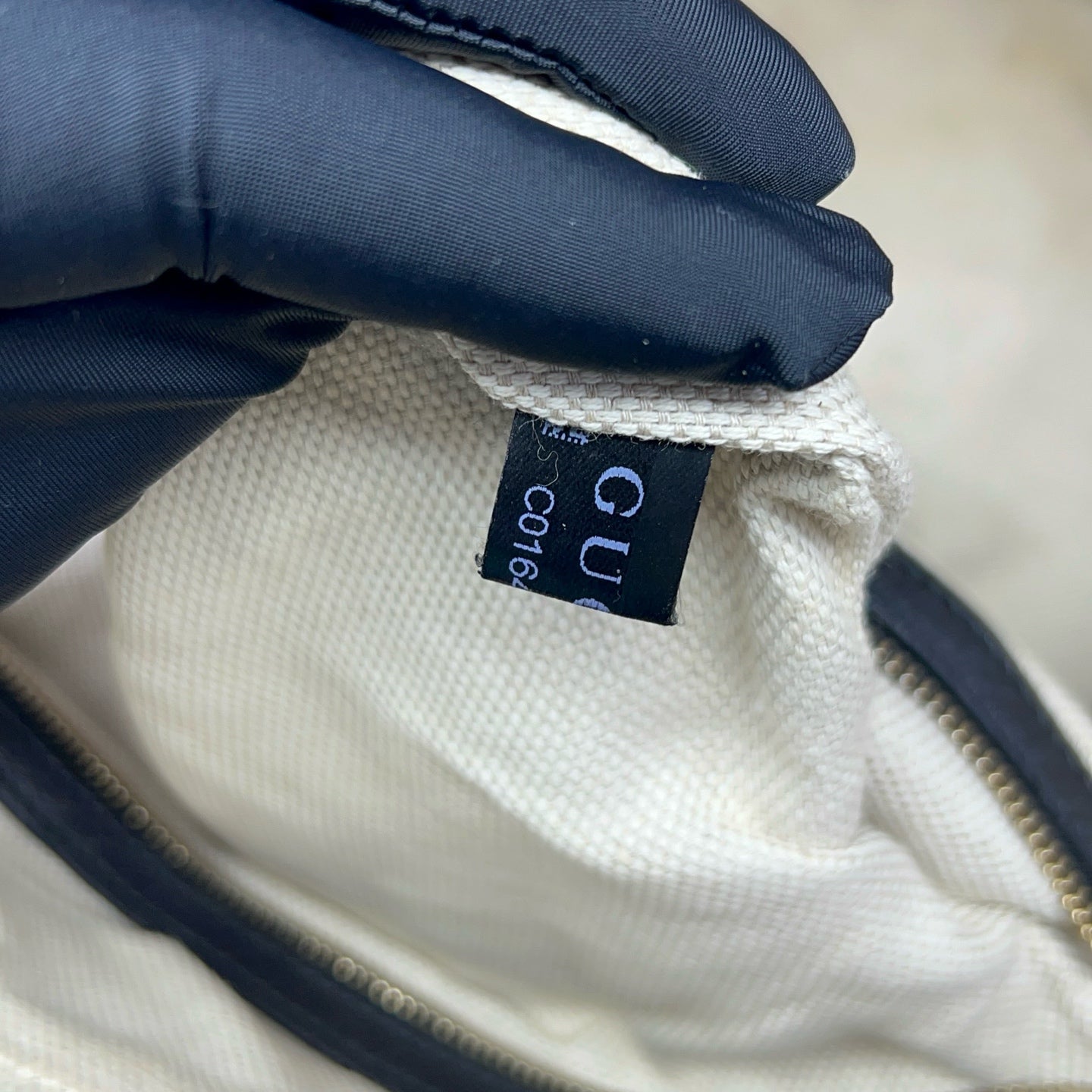 Gucci Black Shoulder Bag