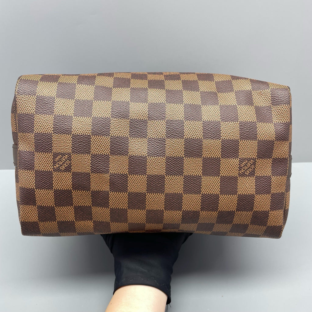 Louis Vuitton Shoulder Bag