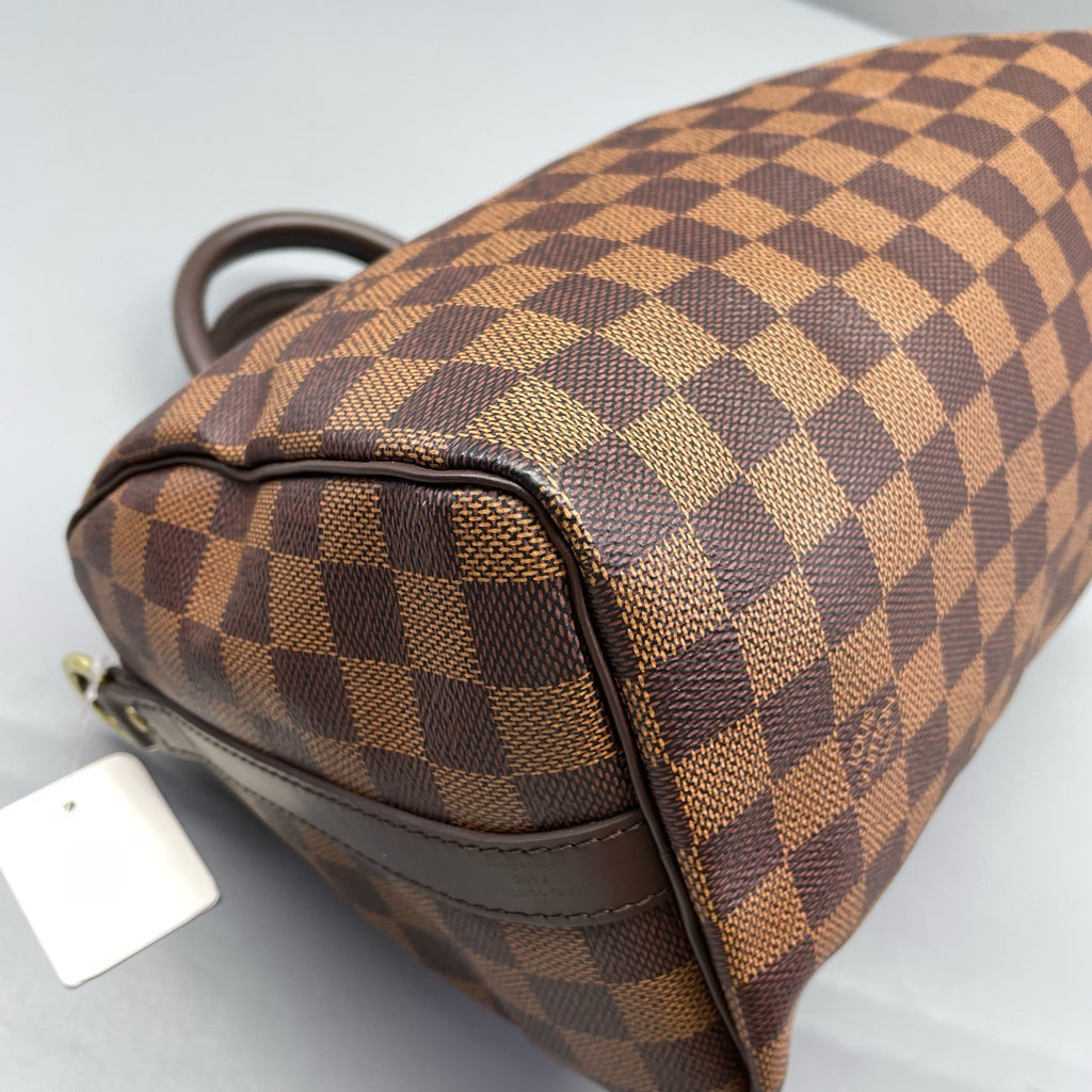 Louis Vuitton Shoulder Bag