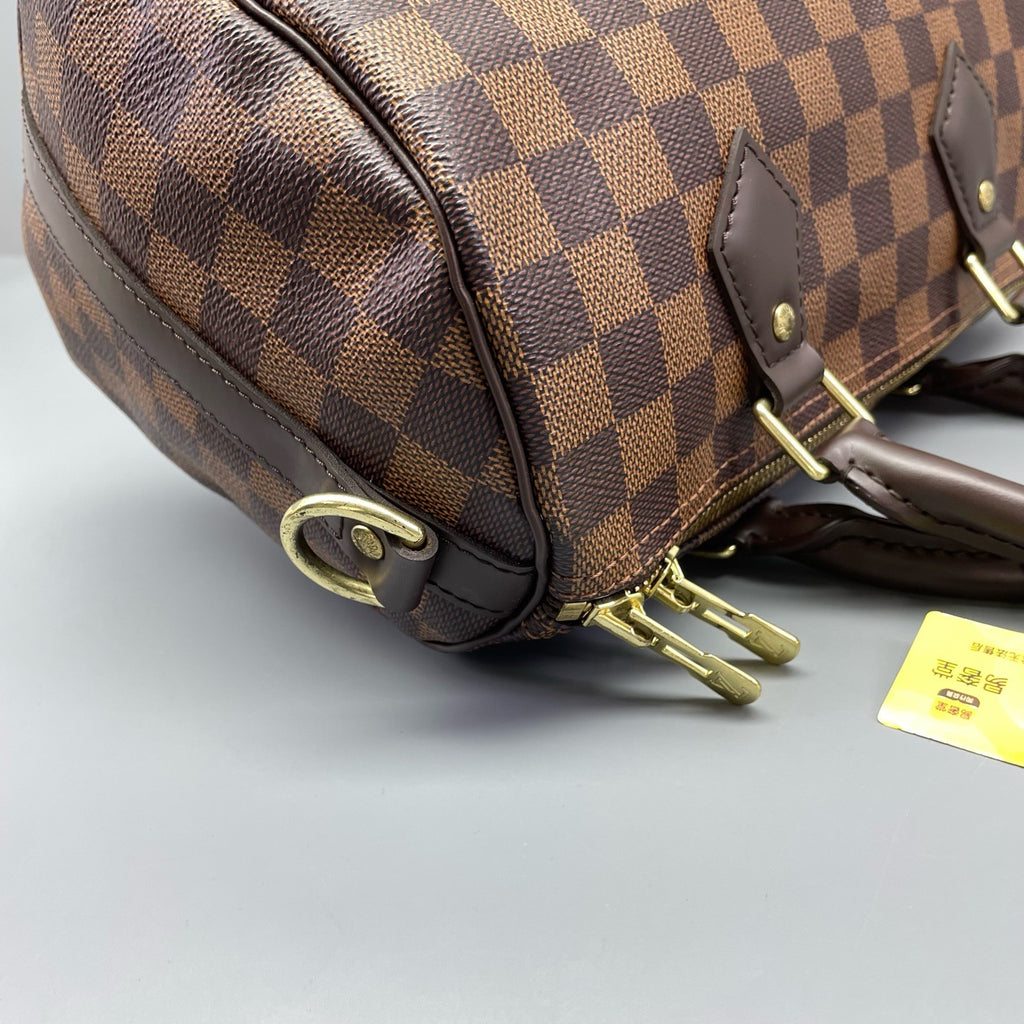 Louis Vuitton Shoulder Bag
