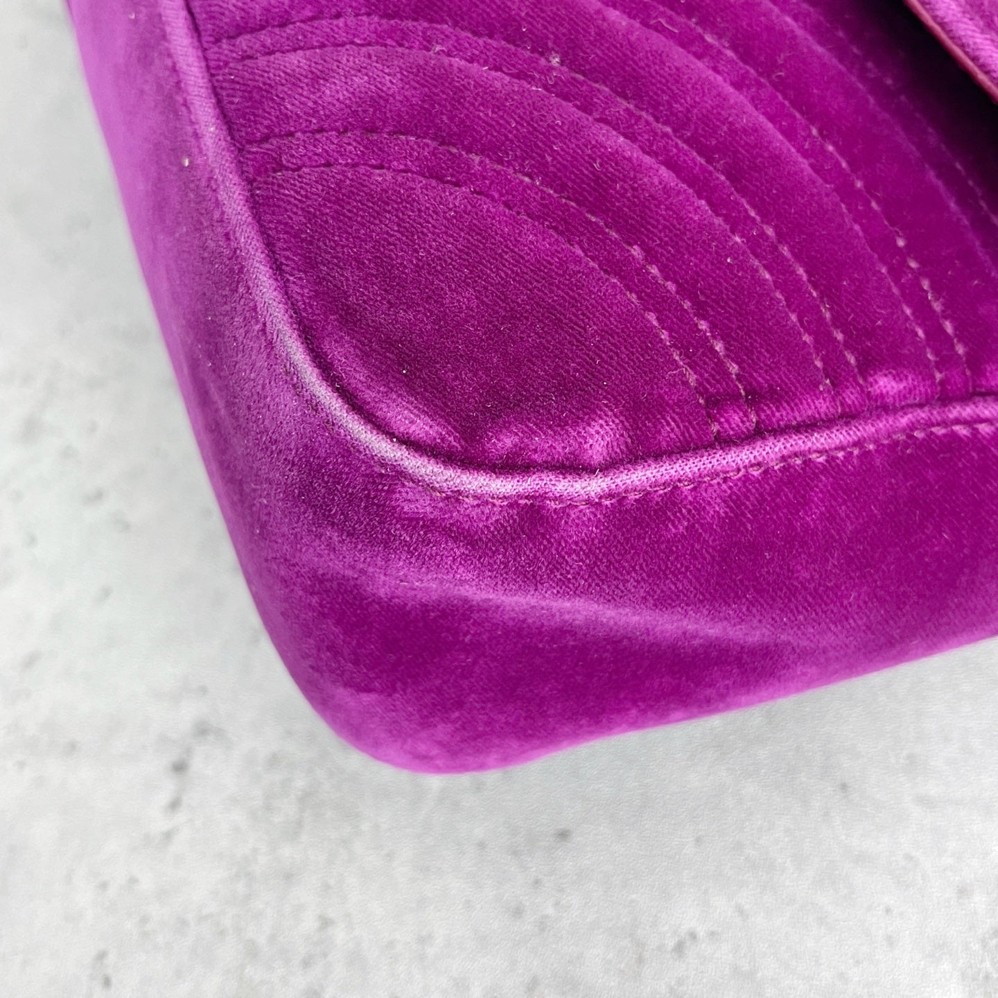 Gucci GG MARMONT Velvet Purple 446744-K4D2T-5671