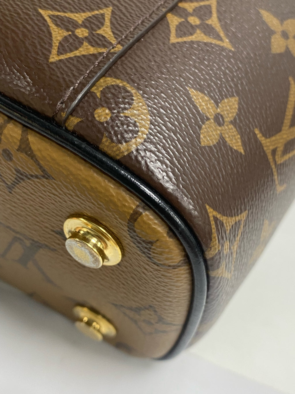 Louis Vuitton Shoulder Bag